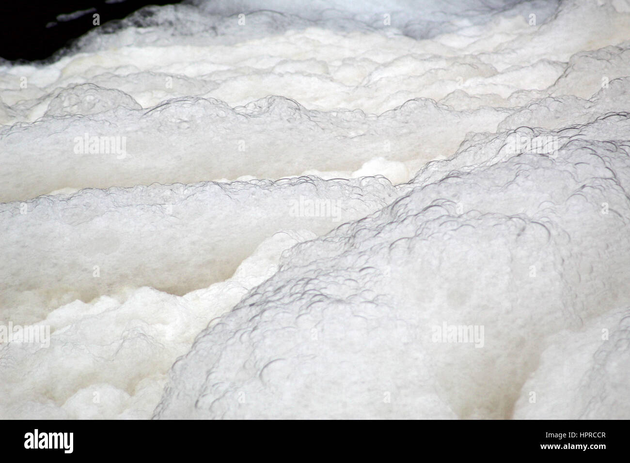 Schaum, Bubbles, Spaß an der Talsperre Coralville #1 von 3 Stockfoto