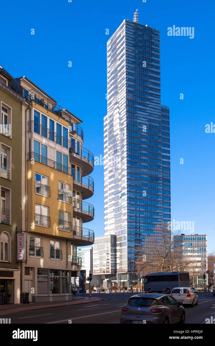 Deutschland, Nordrhein-Westfalen, Köln, Köln-Turm im Mediapark, Häuser an der Straße Am Kuempchenshof. Stockfoto