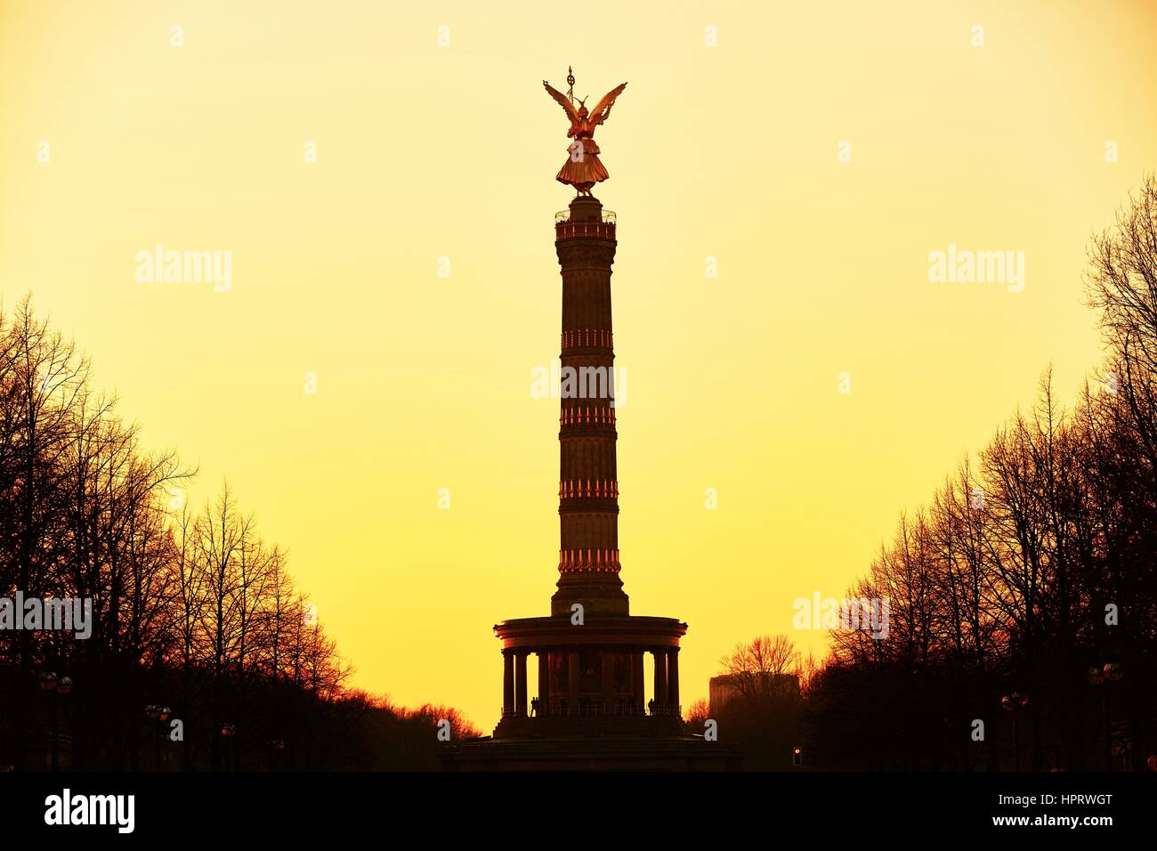 Die Siegessäule bei Sonnenuntergang, Berlin, Deutschland Stockfoto