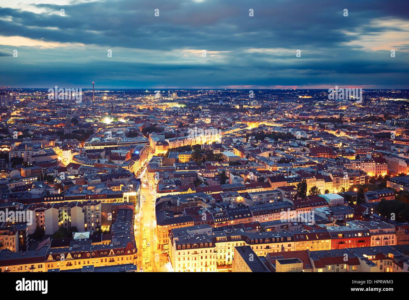 Skyline von Berlin in der Nacht, Deutschland Stockfoto