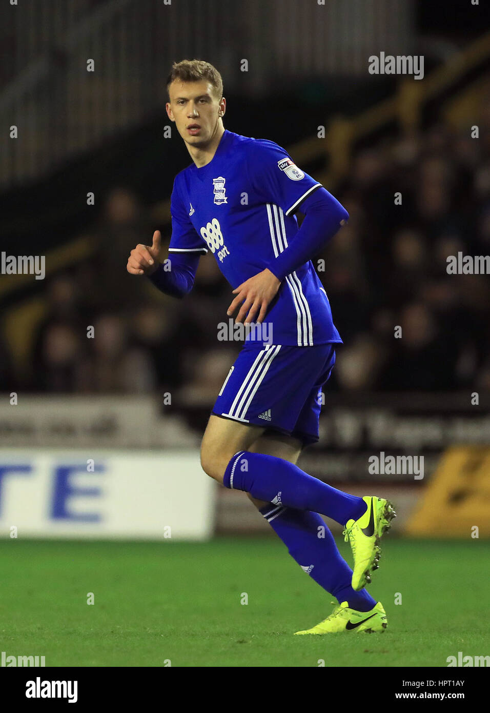 Birmingham City Krystian Bielik während Sky Bet Meisterschaft match bei Molineux, Wolverhampton. PRESSEVERBAND Foto. Bild Datum: Freitag, 24. Februar 2017. Vgl. PA Geschichte Fußball Wölfe. Bildnachweis sollte lauten: Tim Goode/PA Wire. Einschränkungen: EDITORIAL verwenden nur keine unbefugten Audio, Video, Daten, Spielpläne, Verbandsliga/Logos oder "live"-Dienste. Im Spiel Onlinenutzung beschränkt auf 75 Bilder, keine video Emulation. Keine Verwendung in Wetten, Spiele oder Vereinsspieler/Liga/Einzelpublikationen. Stockfoto