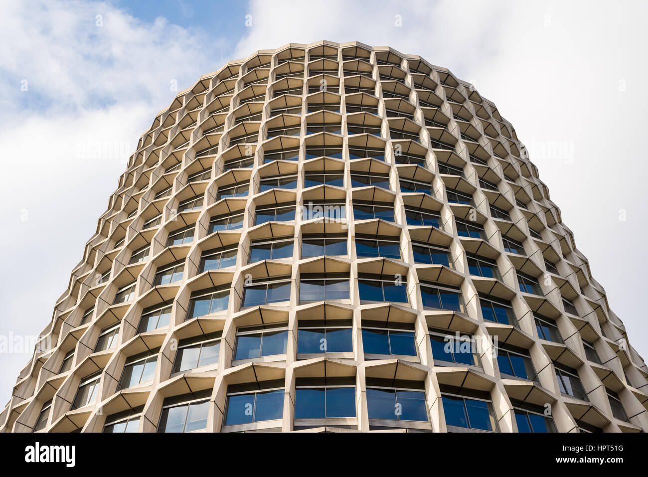 Die medizinische Forschung Rat Conference Centre und Firmensitz in Richard Seifert entworfen Denkmalgeschütztes Gebäude in ein Kemble Street London Stockfoto