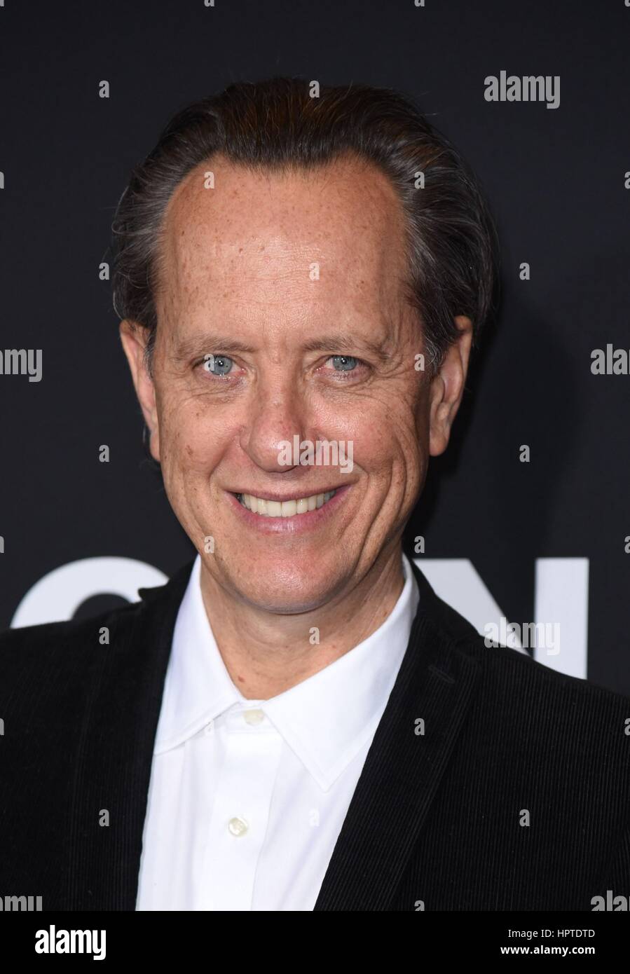 New York, NY, USA. 24. Februar 2017. Richard E. Grant bei der Ankunft für LOGAN Premiere, Jazz at Lincoln Center Frederick P. Rose Hall, New York, NY 24. Februar 2017. Bildnachweis: Derek Sturm/Everett Collection/Alamy Live-Nachrichten Stockfoto