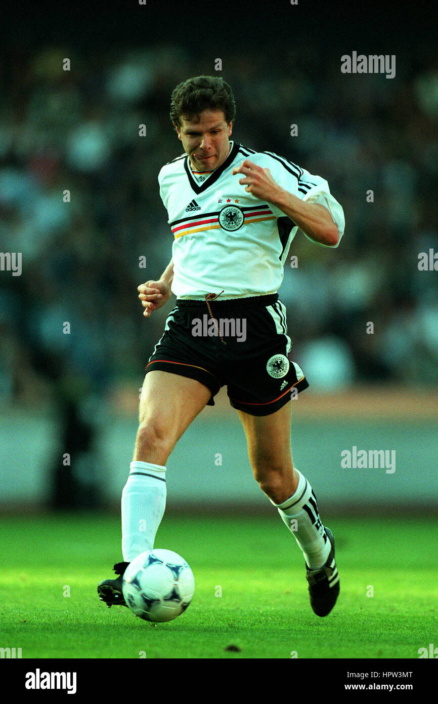 ANDREAS MOLLER Deutschland & BORUSSIA DORTMUND FC 24. April 1998 Stockfoto