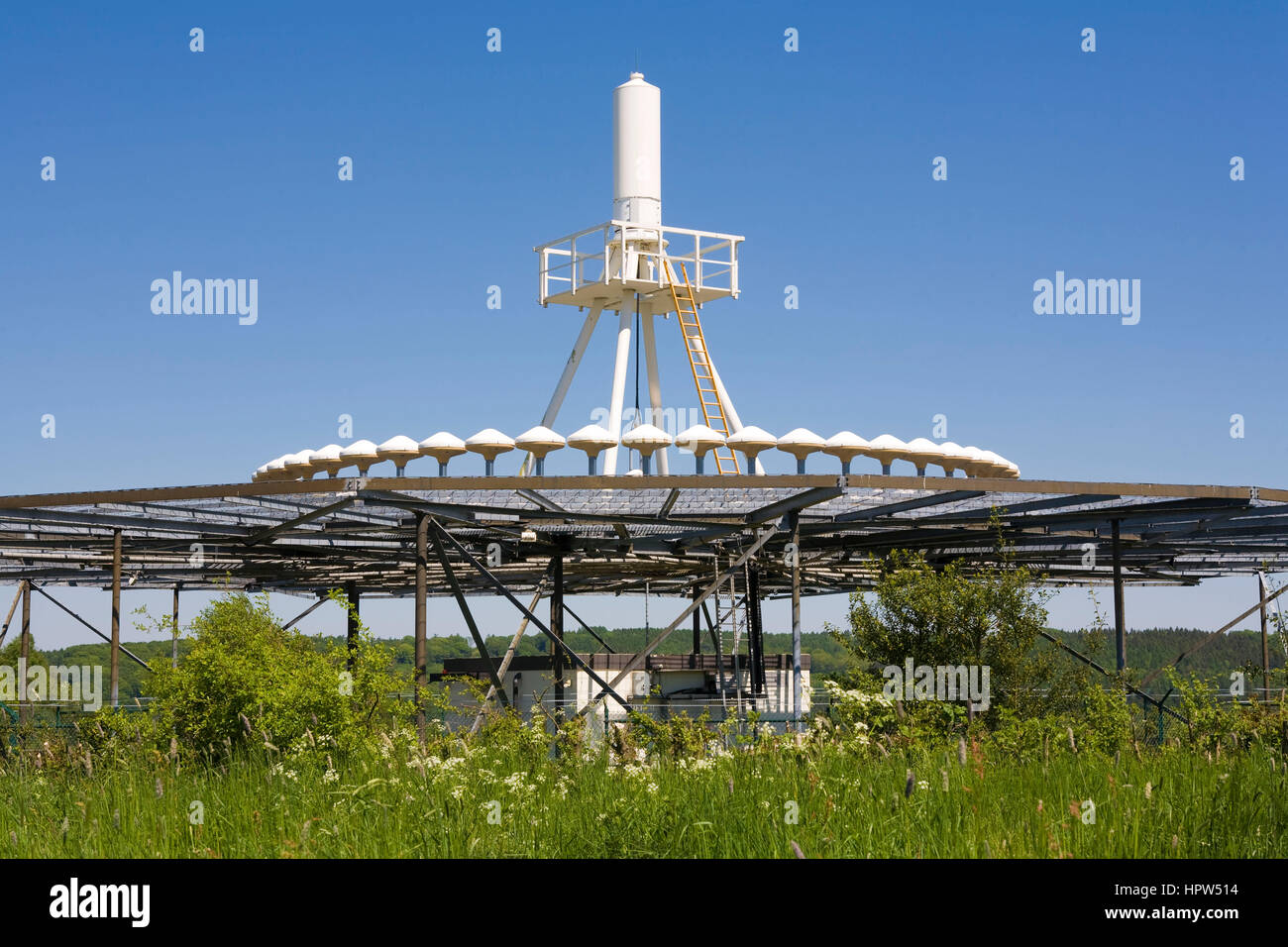 Europa, Deutschland, North Rhine-Westphalia, VHF omnidirectional Funkfeuer Barmen zwischen Bochum und Remscheid Stockfoto