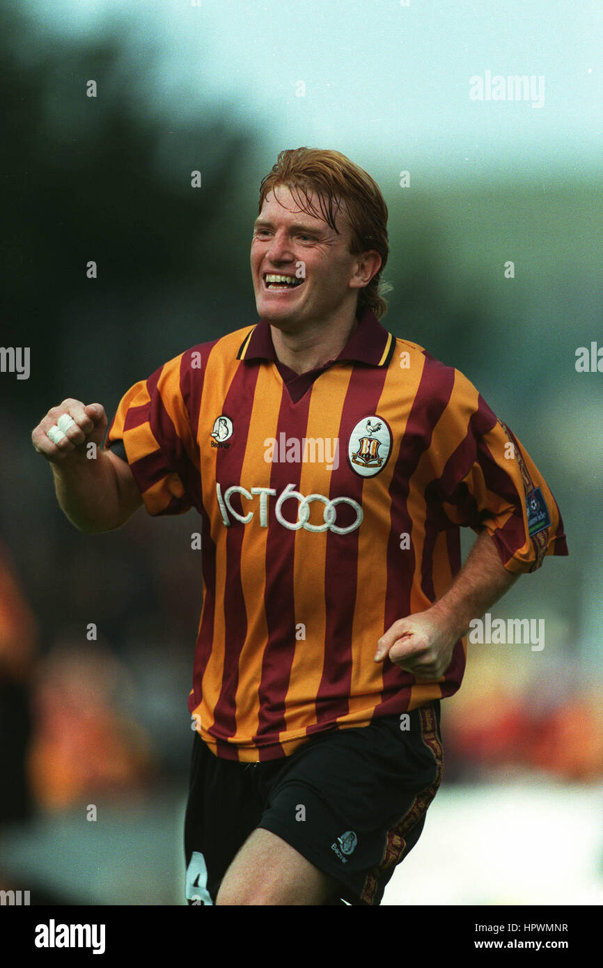 STUART MCCALL BRADFORD CITY FC 2. September 1998 Stockfoto