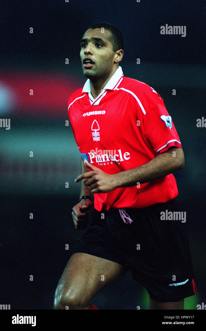 PIERRE VAN HOOIJDONK NOTTINGHAM FOREST FC 14. Dezember 1998 Stockfoto