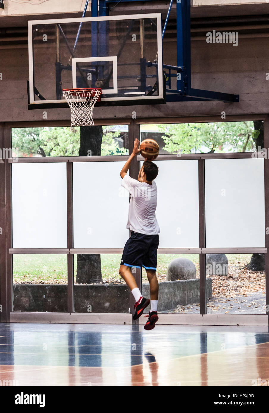Basketball-Spieler in Aktion Stockfoto