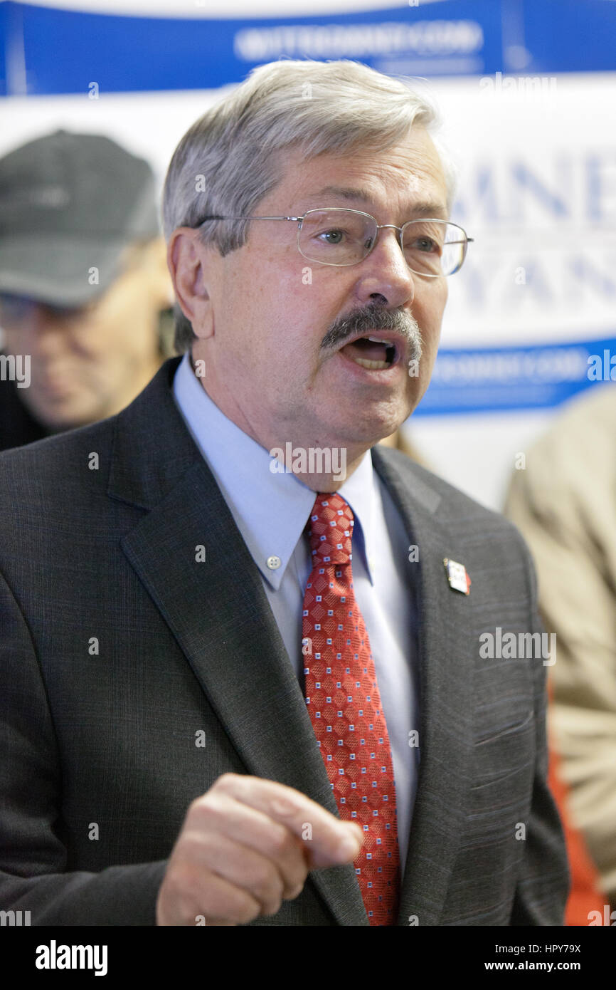 Iowa Gouverneur Terry Branstad, die längste Umhüllung Gouverneur in der amerikanischen Geschichte, besuchen die Stadt Burlington. US-Botschafter in China. Stockfoto