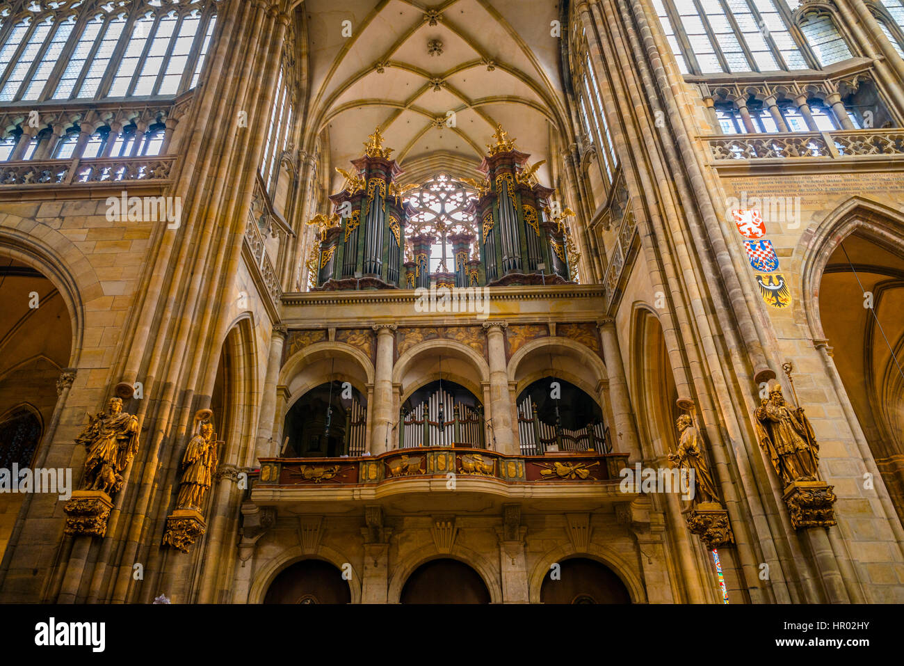 Orgelempore, gotische St. Vitus Cathedral, St. Vitus Cathedral, innen, Prager Burg, Hradschin Prag, Böhmen, Tschechische Republik Stockfoto