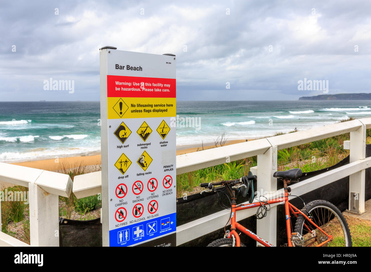 Bar-Strand auf der Küste von Newcastle, zweite größte Stadt in New South Wales, Australien Stockfoto