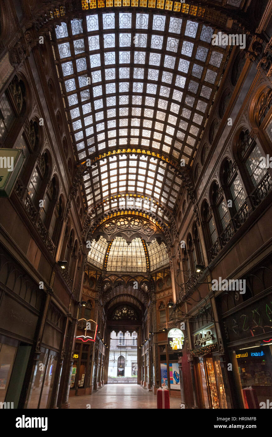 Párizsi Udvar, Paris Arcade, Passage, Budapest, Ungarn Stockfotografie Alamy