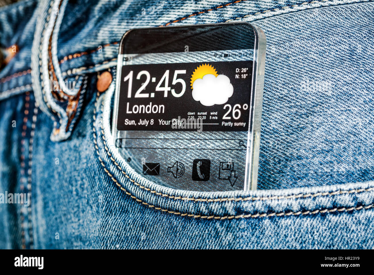 Futuristische Smartphone (Phablet) mit einem transparenten Display in einer Tasche der Jeans. Tatsächliche zukünftige innovative Konzeptideen und besten Technologien humanit Stockfoto