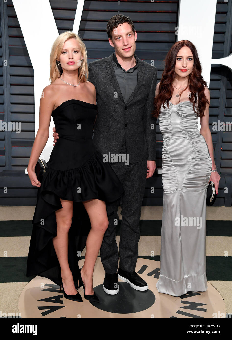 Georgia May Jagger (links), James Jagger und Elizabeth Jagger, die Ankunft in der Vanity Fair Oscar Party im Beverly Hills, Los Angeles, USA. Stockfoto