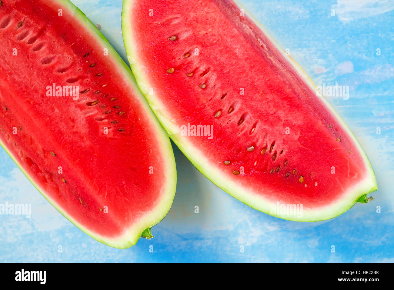 Zwei Scheiben süße Wassermelone, Draufsicht, selektiven Fokus Stockfoto