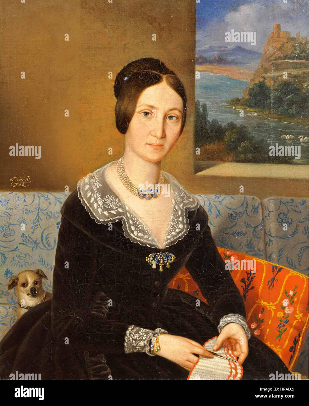 Niccolo Livadittis „O doamna lucrand“ (Eine Frau, die arbeitet) stellt eine Frau dar, die mit der Arbeit beschäftigt ist und die sozialen Realitäten der Zeit widerspiegelt. Das Gemälde fängt eine realistische Darstellung des Alltags ein und fokussiert auf die Rolle der Frau in der häuslichen oder handwerklichen Arbeit. Stockfoto