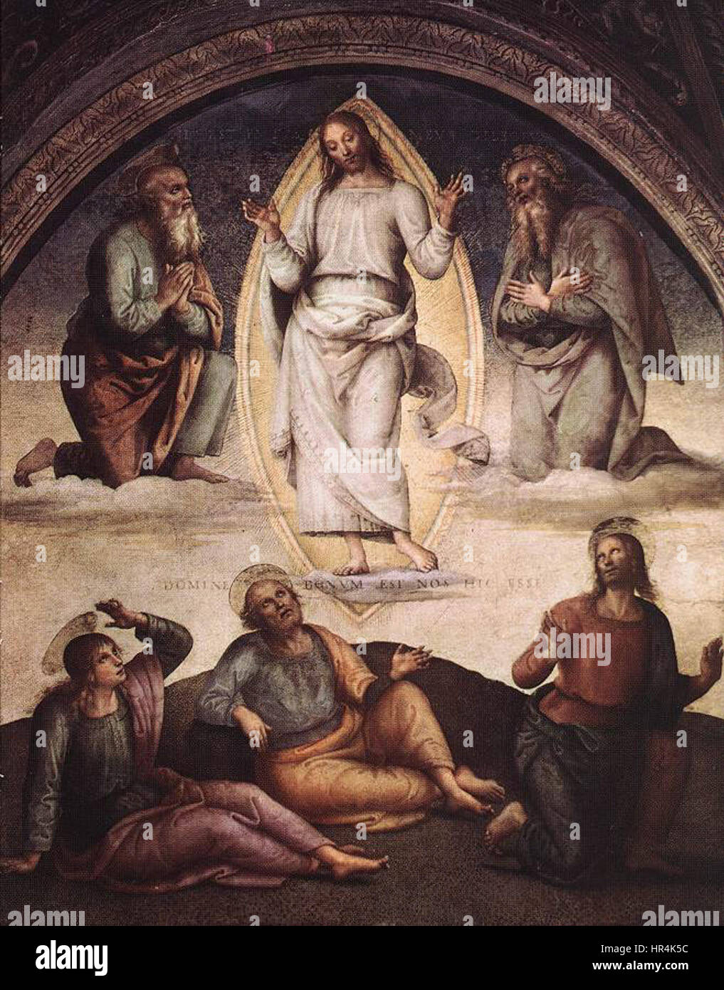 Die Verklärung, ein Fresko von Pietro Perugino, einem italienischen Renaissancemaler, geschaffen zwischen 1497 und 1500, befindet sich im Collegio del Cambio in Perugia. Stockfoto