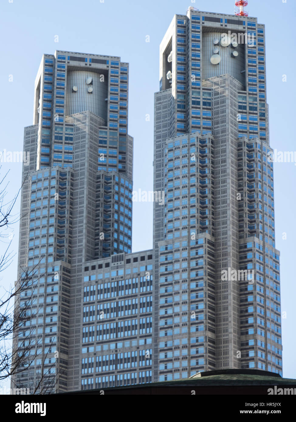 Tokyo Metropolitan Government Building Complex, Hauptgebäude Nr. 1, befindet sich in Shinjuku. Stockfoto