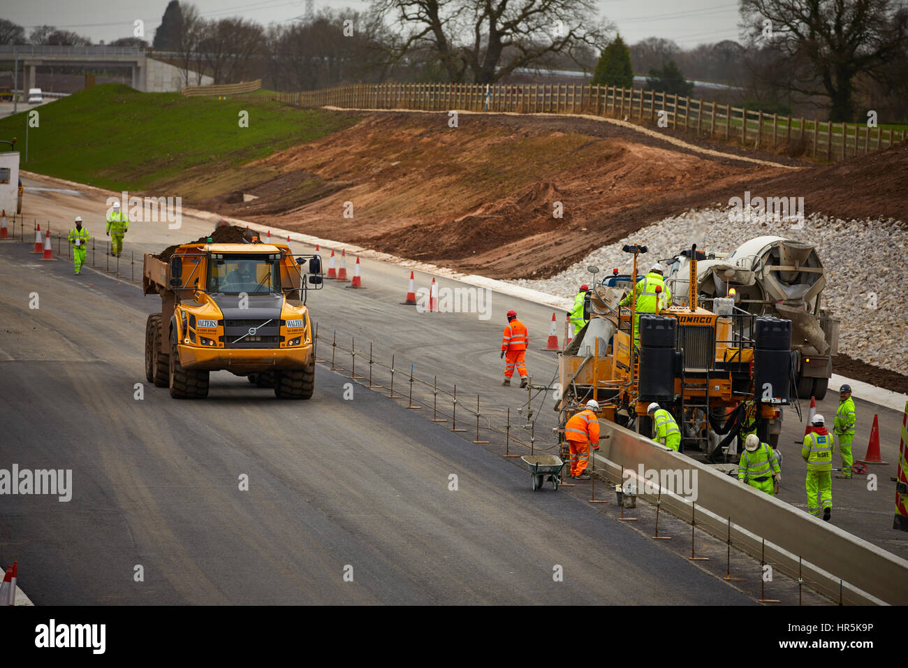 Bau einer neuen Straße Relief der a556 umgehen Verknüpfung der Autobahn m6 mit der M56 Bild Altrincham Ende an dem Punkt, dass sie die M56 beitreten wird. Stockfoto