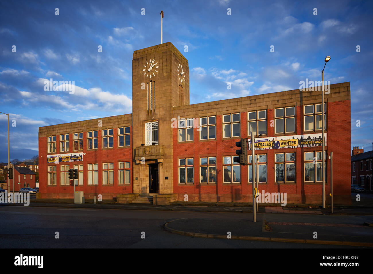 Alten dock Wahrzeichen Büros Preston Docklands Art-Deco-Stil Ziegel Büros Gebäude außen Clocktower Ashton auf Ribble Flussufer Docklands, Lancashir Stockfoto