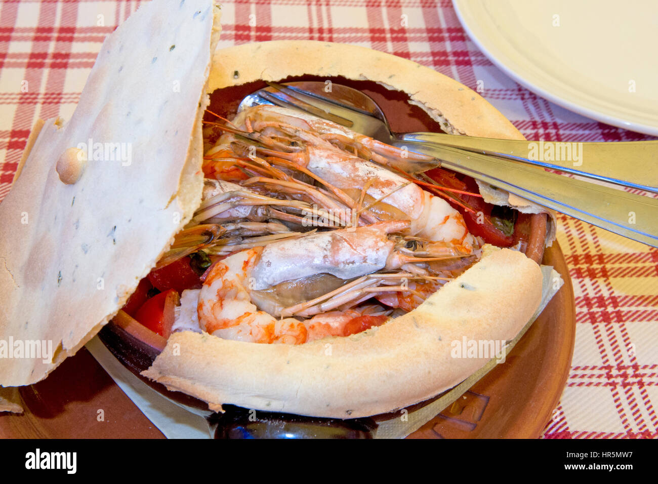 Zuppa di Pesce (Fischsuppe mit Meeresfrüchten), Italien Stockfoto