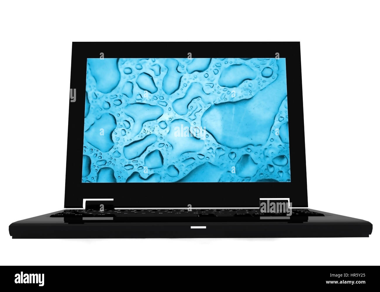 schwarze Laptop in ein hochauflösendes 3d Render mit einem Wassertropfen Hintergrund auf weiß - einfach zu isolieren - Fokus ist auf dem Bildschirm Stockfoto