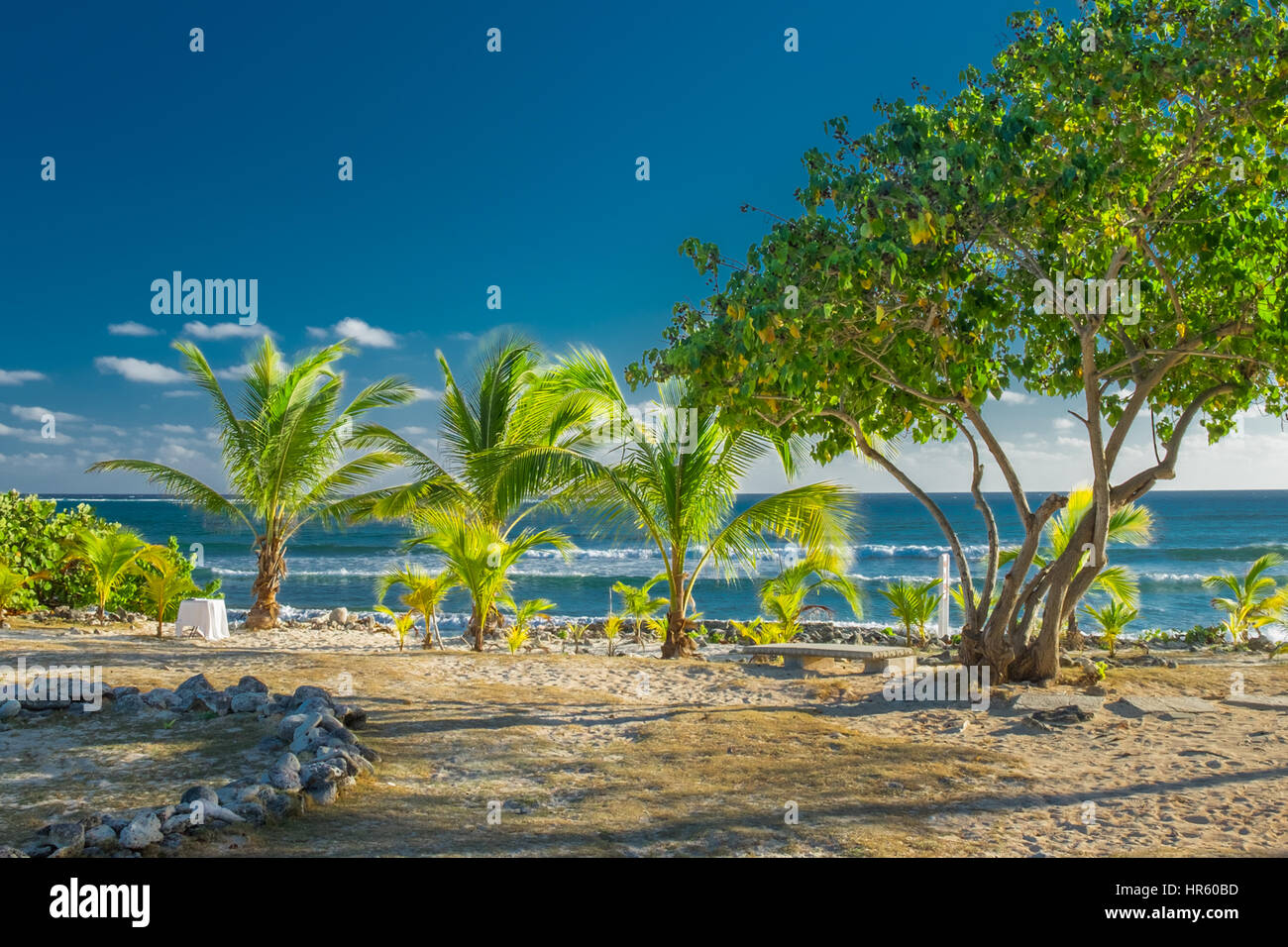 Gemeinschaft Strand in der Karibik einer der Ort beliebt bei Surfern, Grand Cayman, Cayman-Inseln Stockfoto