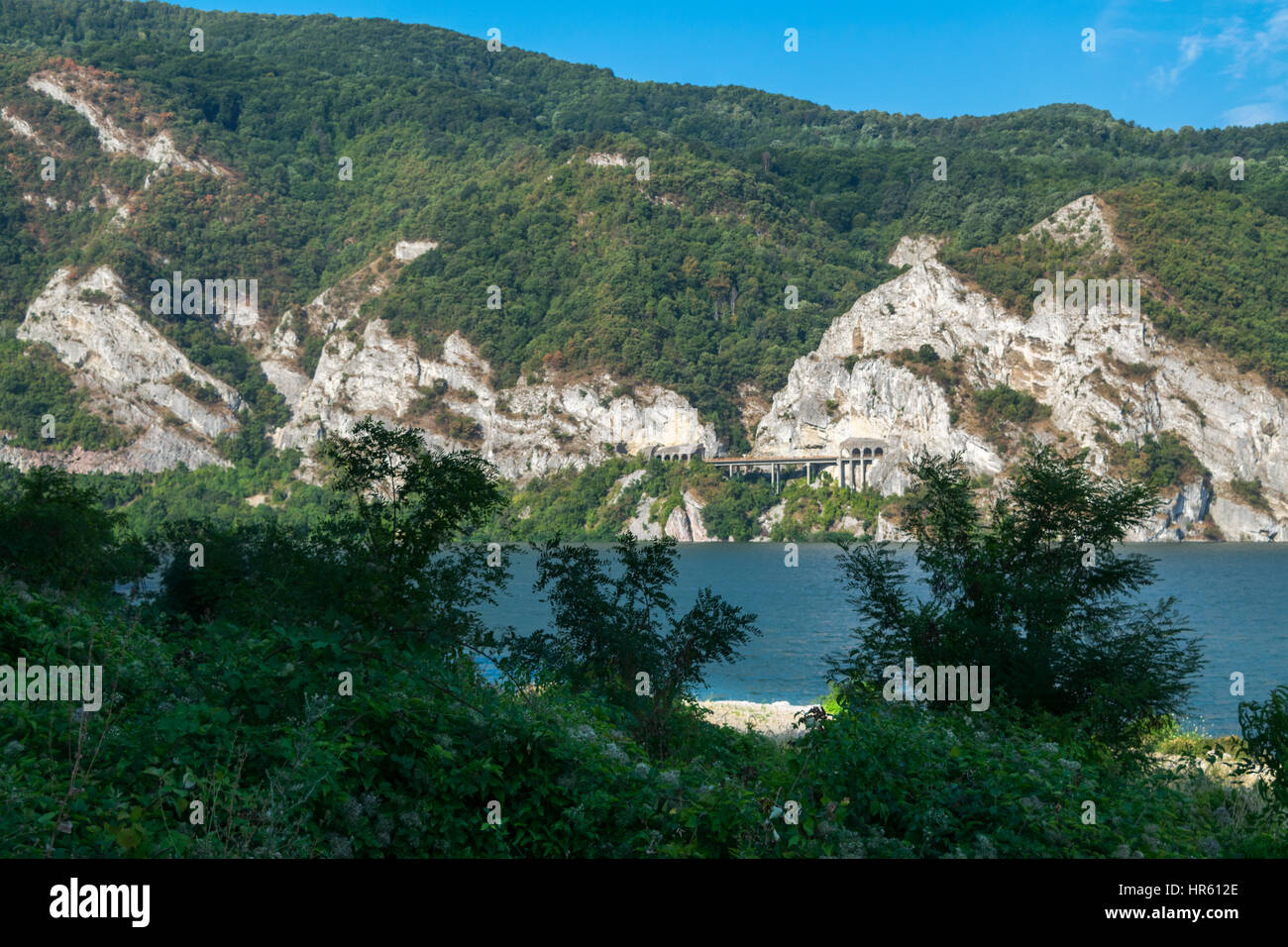 Atemberaubende Landschaft Donautal, Dubova, Rumänien und Serbien Grenze, Cazanele Mari, Osteuropa Stockfoto