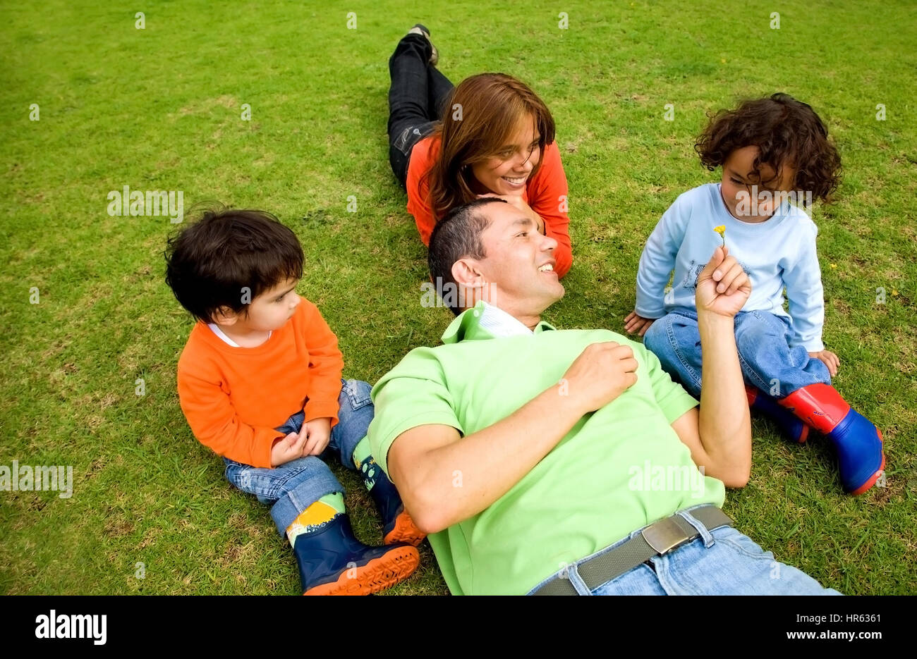 Familie Lifestyle - Porträt im Freien in einem park Stockfoto