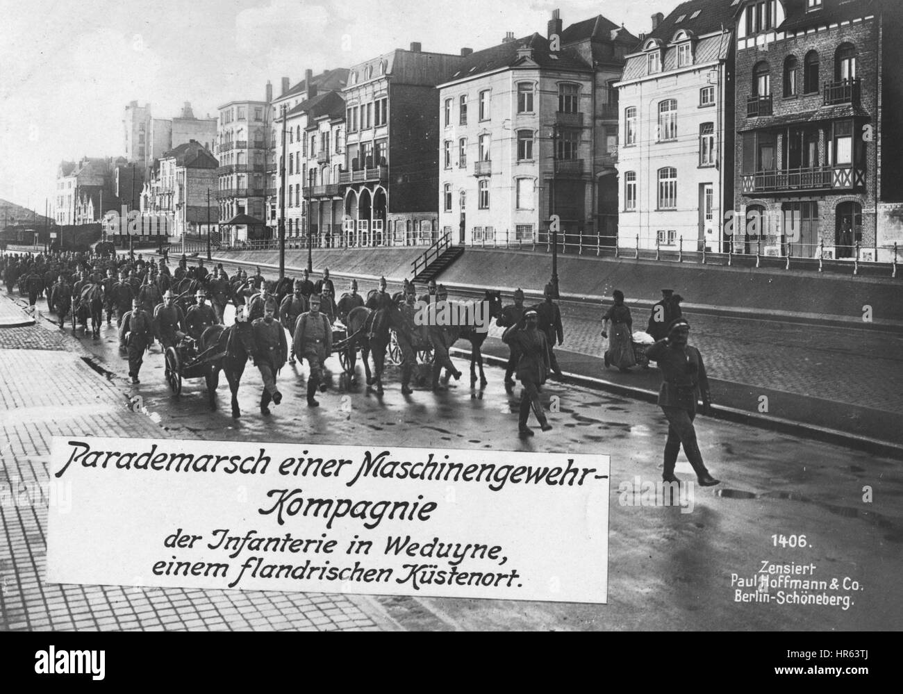 Ersten Weltkriegs deutsche fotografische Ansichtskarte MGK in Flandern, 1915. Von der New York Public Library. Stockfoto