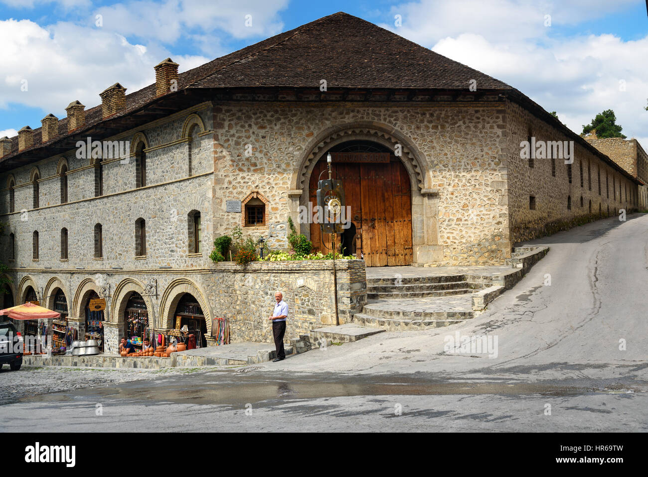 Sheki, Aserbaidschan - 13. September 2016: Obere Karawanserei ist ein historisches Denkmal in Sheki 18.-19. Jahrhundert. Es wurde von Händlern zur th speichern Stockfoto