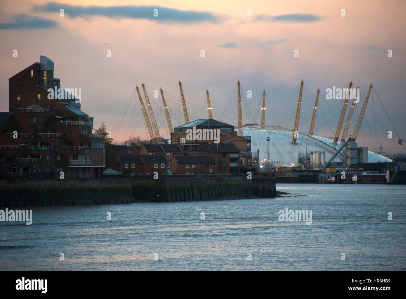 London, UK. 27. Februar 2017. Gesamtansicht der Greenwich-Fußgängertunnel. Es kreuzt unter der Themse in East London, Greenwich (Royal Borough of Greenwich) Verknüpfung am Südufer mit der Isle of Dogs (London Borough of Tower Hamlets) im Norden. Es wird von Toushands für Pendler, Läufer und Radfahrer jeden Tag verwendet. Bildnachweis: Alberto Pezzali/Pacific Press/Alamy Live-Nachrichten Stockfoto