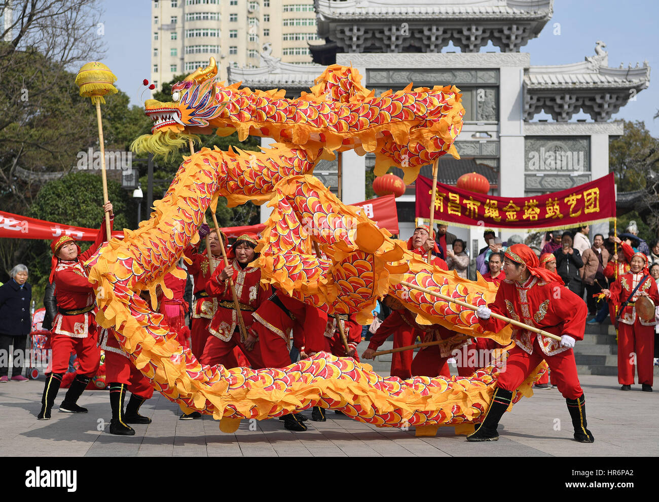 Der chinesischen Nanchang, Jiangxi Provinz. 27. Februar 2017. Menschen