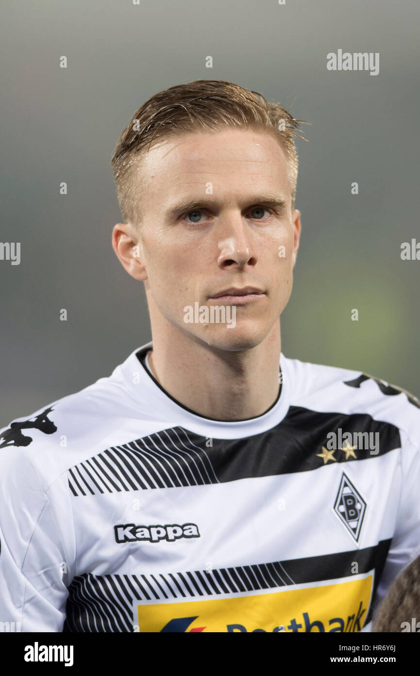 Firenze, Italien. 23. Februar 2017. Oscar Wendt (Gladbach) Fußball: UEFA Europa League Runde der 32 2. Bein match zwischen ACF Fiorentina 2-4 Borussia Mönchengladbach im Stadio Artemio Franchi in Florenz, Italien. Bildnachweis: Maurizio Borsari/AFLO/Alamy Live-Nachrichten Stockfoto