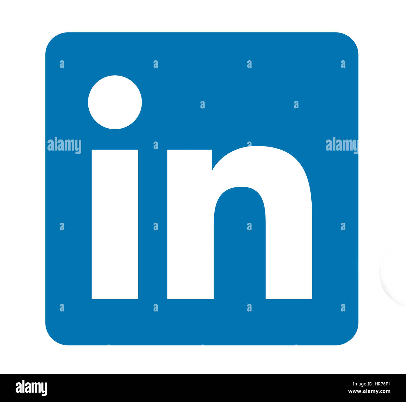 Logo von LinkedIn auf weißem Hintergrund gedruckt auf Papier. Stockfoto