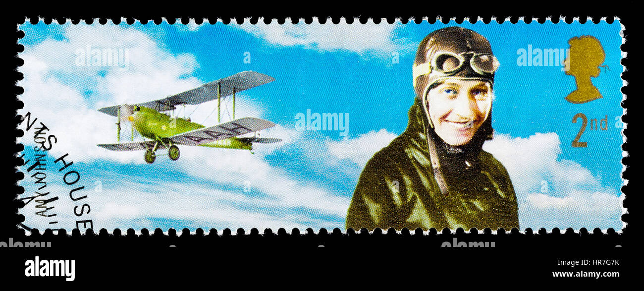 Vereinigtes Königreich - CIRCA 2003: Eine gebrauchte Briefmarke gedruckt in Großbritannien feiert der britische Entdecker zeigt Amy Johnson Stockfoto