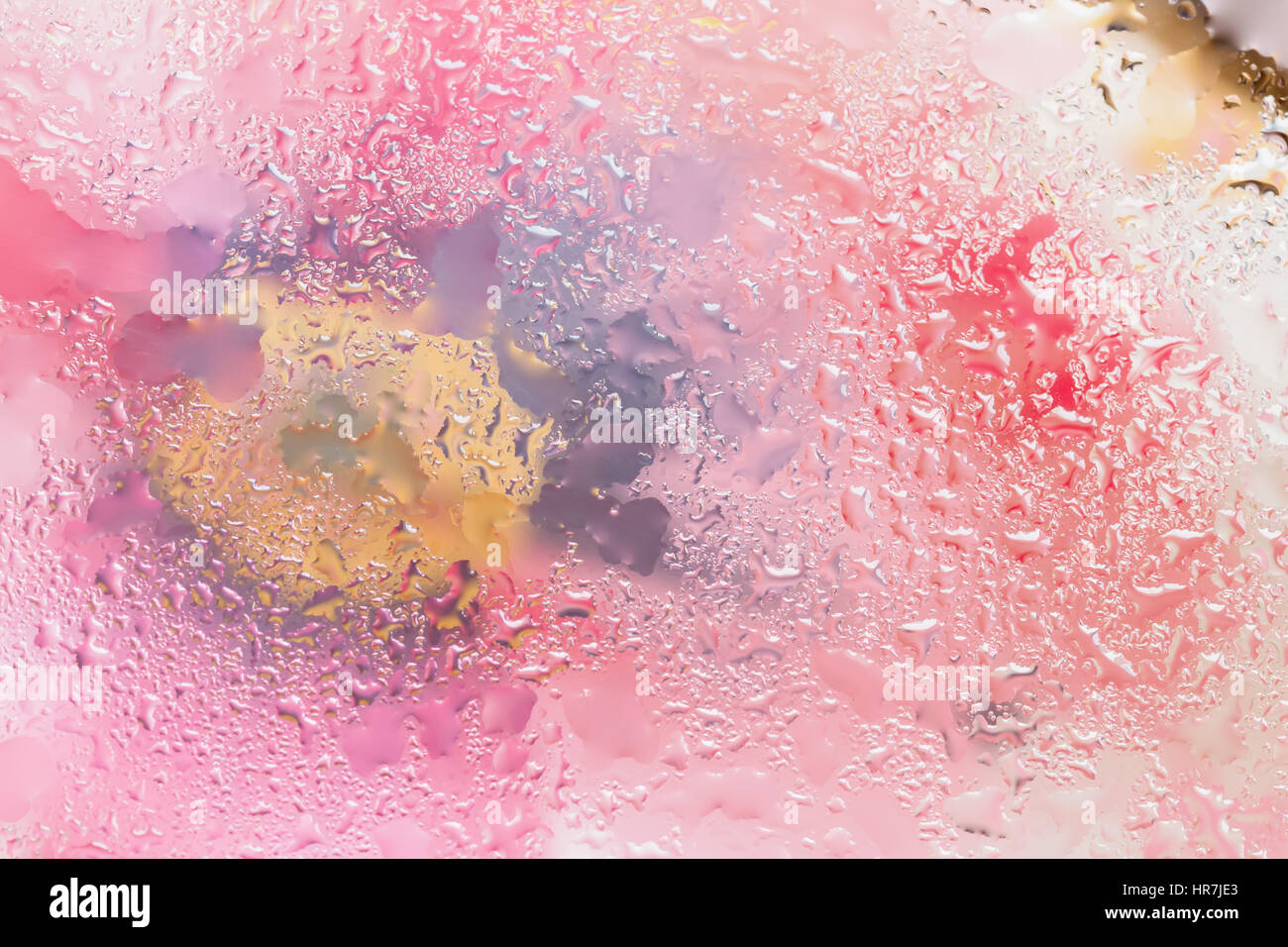 Modischen abstrakten Hintergrund in Pink mit Regentropfen, unscharfen Stil. Zarte Farbtöne für moderne Muster, Tapete oder banner-Design. Mit Platz für Ihren text Stockfoto