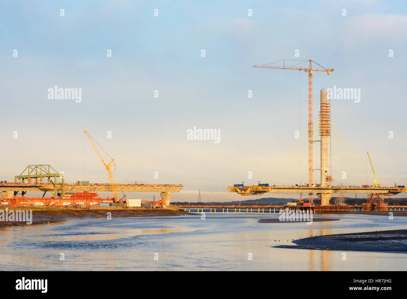 Bau des neuen Runcorn Widnes Brücke über den Fluss Mersey. Das Mersey Gateway Bauvorhaben. Stockfoto