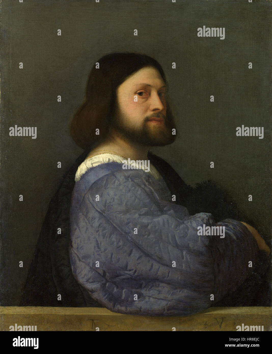 Dieses Porträt von Tizian, einer der führenden Figuren der italienischen Renaissance, zeigt einen Mann, der eine unverwechselbare gesteppte Ärmel trägt. Das Gemälde zeigt Tizians Beherrschung von Farbe, Textur und Tiefe, typisch für seine Fähigkeit, die menschliche Form mit Realismus und Anmut zu erfassen. Stockfoto