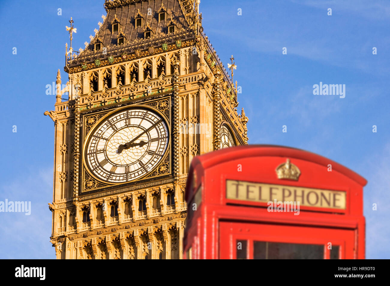 Rote Telefonzelle und Big Ben, London, UK Stockfoto