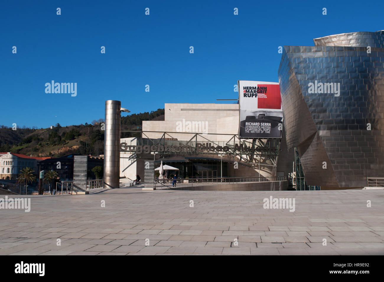 Bilbao, Spanien: das Guggenheim Museum Bilbao, das Museum für moderne und zeitgenössische Kunst, entworfen von dem Architekten Frank Gehry, eröffnet im Jahr 1997 Stockfoto