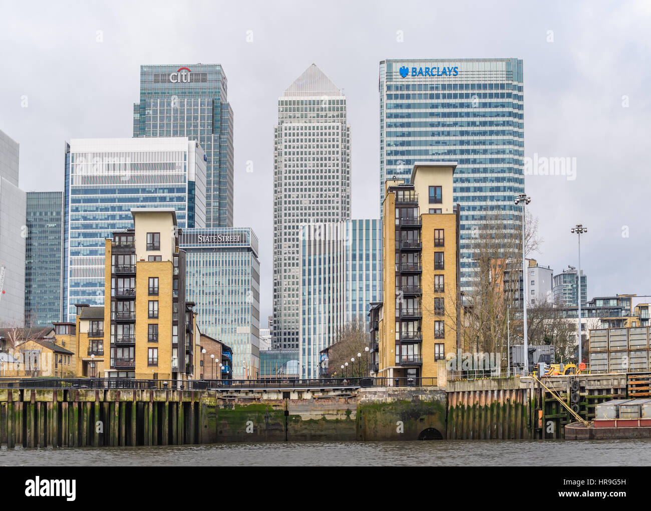 Banken in Canary Wharf, London, einer der beiden Finanzplätze der Stadt. Stockfoto