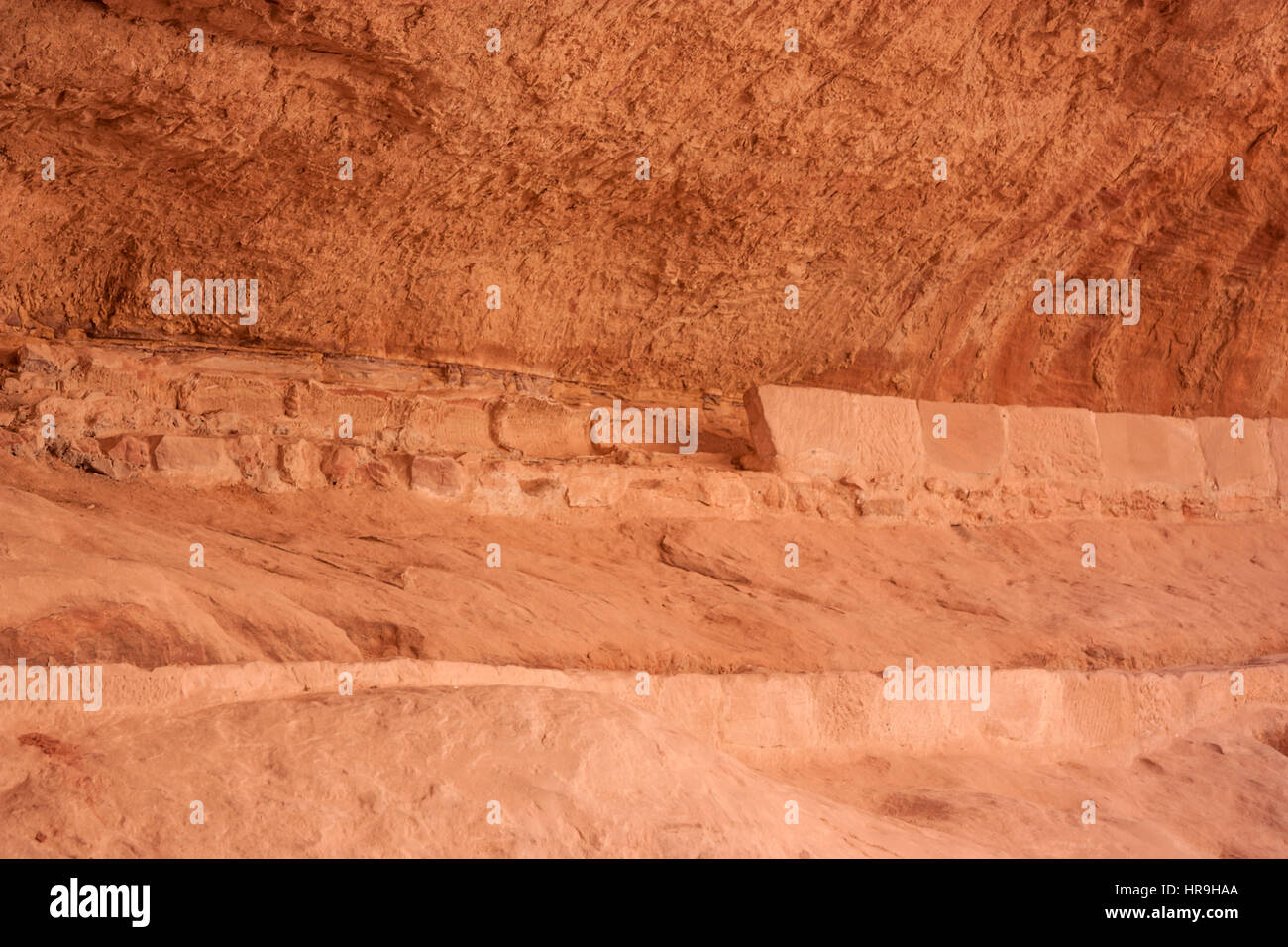 Überreste der Wasserversorgung in Petra, Jordanien Stockfotografie - Alamy