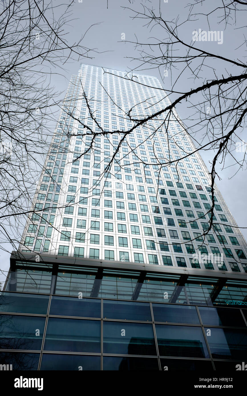 1 Canada Square, Canary Wharf, London, einer der beiden Finanzplätze der Stadt. Stockfoto