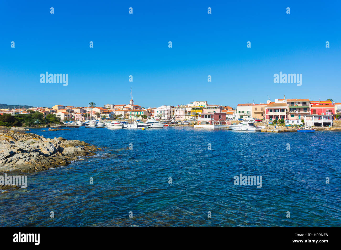 Ansicht von Stintino Feriendorf, Sassari Asinara Golf, Sardinien, Italien Stockfoto