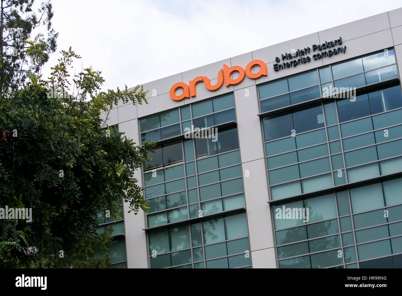 Ein Logo Zeichen außerhalb einer Einrichtung von Aruba Networks in Santa Clara, Kalifornien, am 18. Februar 2017 besetzt. Stockfoto