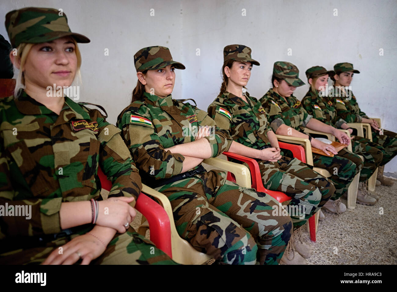 Weibliche Yeziden peshmerga, Dohuk, Irak. Stockfoto