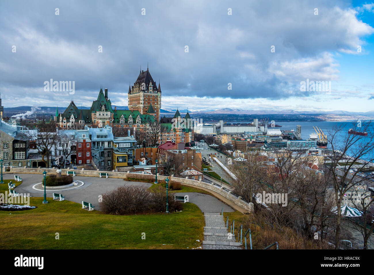 Blick über Quebec City Skyline mit Chateau Frontenac - Quebec Stadt, Quebec, Kanada Stockfoto