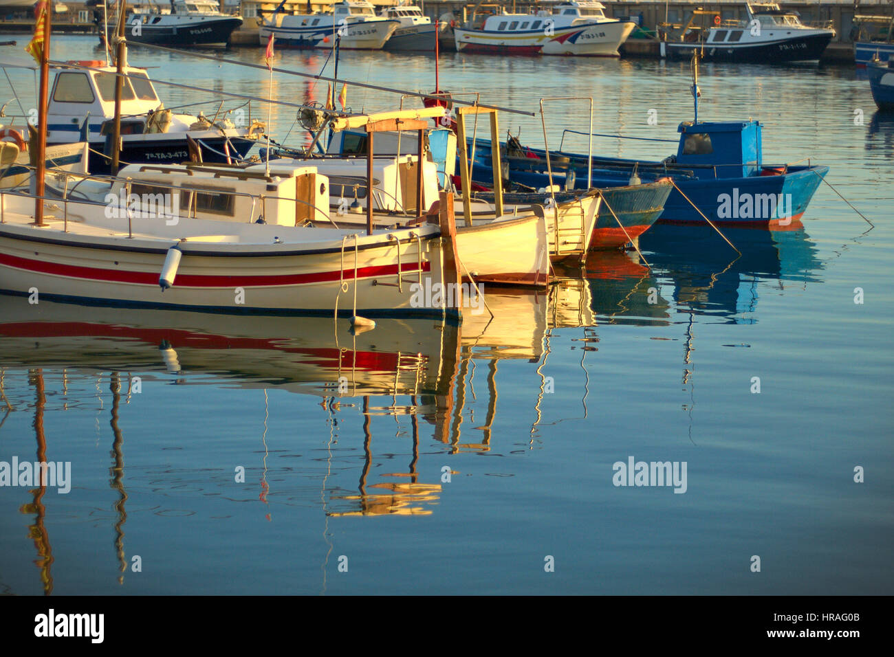 Angelboote/Fischerboote im Hafen von cambrils Stockfoto