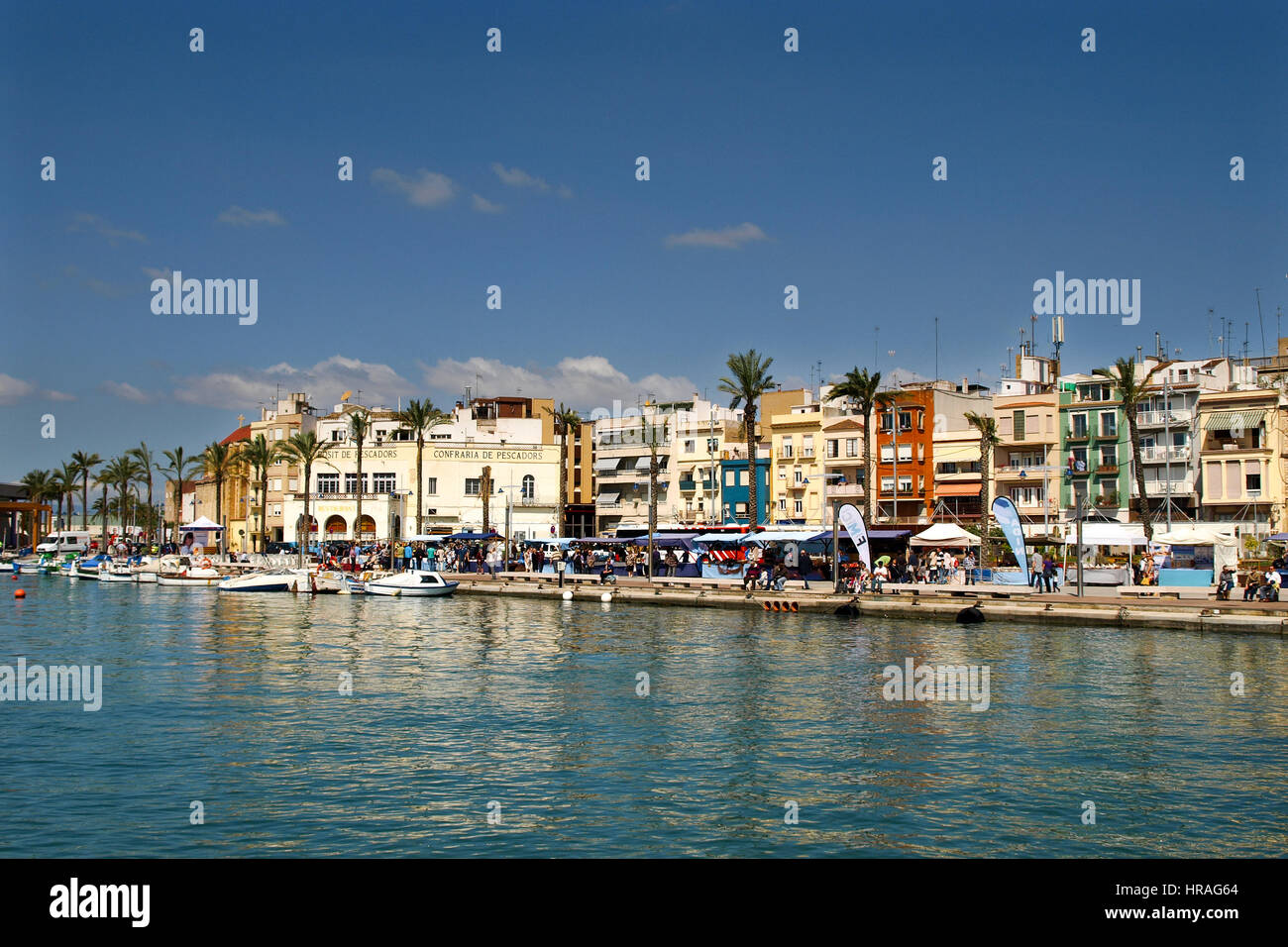Das Meer Bezirk von Tarragona, Serallo.View vom Hafen. Stockfoto